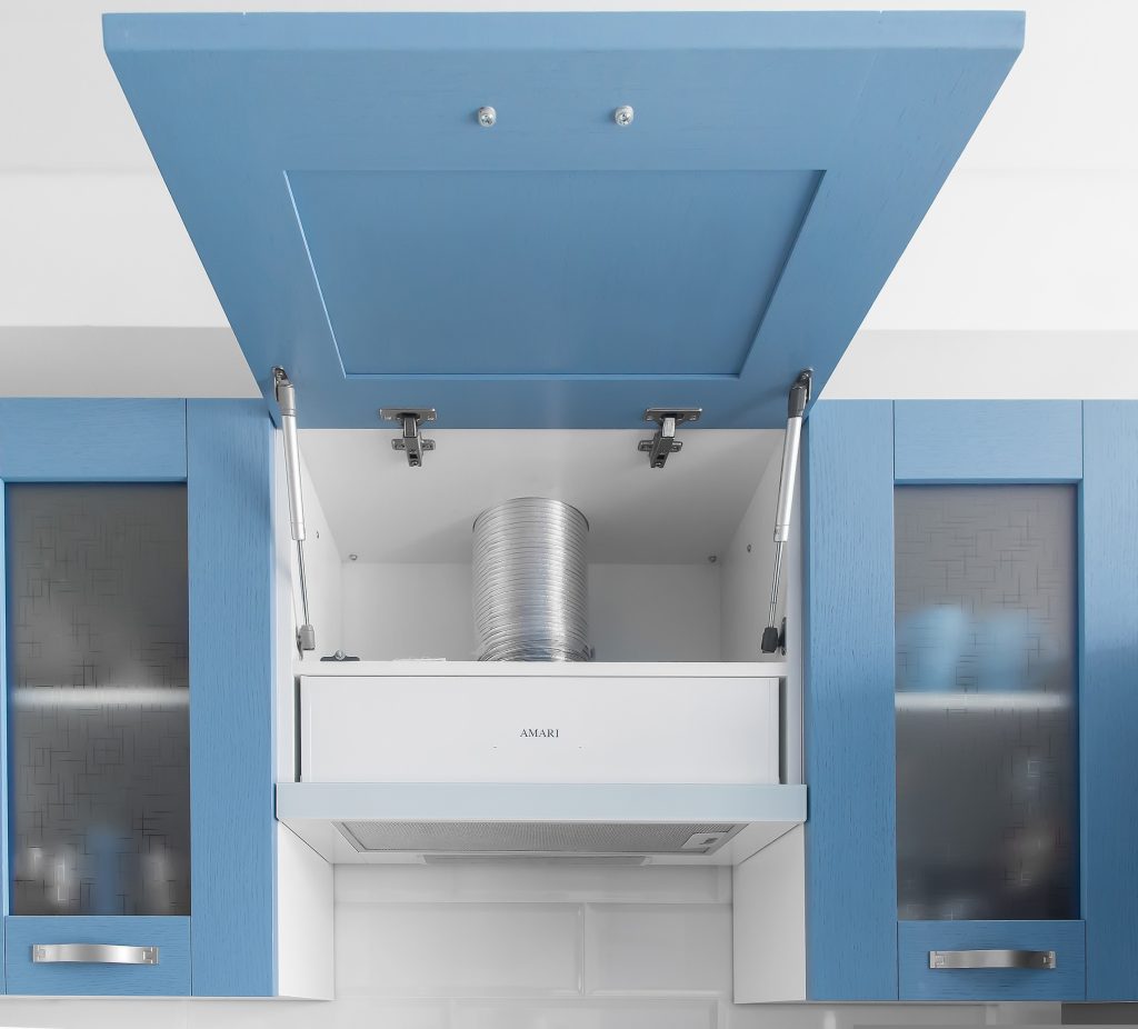 Read more about the article Why Your Recirculating Cooker Hood Fails in Singapore’s Humidity