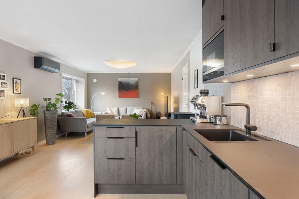 Read more about the article HDB Cabinet Installation in Singapore: What Homeowners Must Know Before the First Drill Hole